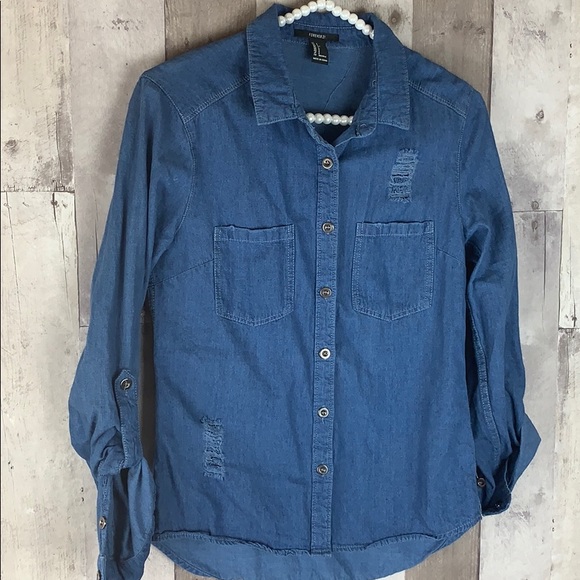 Forever 21 distressed chambray button up top size Small - Picture 5 of 7